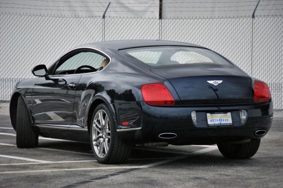  Bentley Continental GT Series 51 2010 года  (фото 31 из 67)